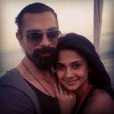 The Rockstar jodi (Jennifer Winget &amp; Karan Singh Grover). Kutumb couple (Hiten &amp; Gauri Tejwani) - IMG-20140227-WA015_0