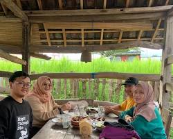 Gambar Warung Makan Bu Ijo Malang
