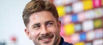buten un binnen: Wie Werder-Spieler Schmid die Fußball-WM als Bühne nutzen möchte