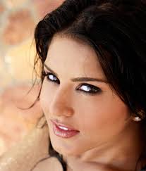 SUNNY LEONE HD SEXY PHOTOS के लिए चित्र परिणाम