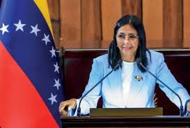 Dois meses depois, presidente interina da Venezuela encerra Lei de Anistia para presos políticos