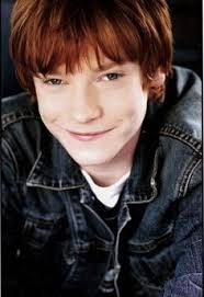 Znalezione obrazy dla zapytania hugo weasley