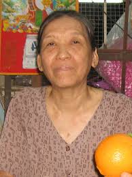 Bà Tăng Thị Trọng, tiểu thương chợ Phan Rang: Tôi nhận thấy Báo Ninh Thuận ngày càng thu hút độc giả vì những tin tức “nóng”, sự kiện quan trọng diễn ra ... - ba%2520trong