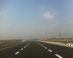 Image of Agra Lucknow Expressway India