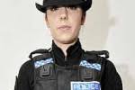 SERAGAM DINAS -- Alice Nicholas dalam seragam dinasnya sebagai anggota Kepolisian Devon dan Cornwall, - 0204polwan1-150x100