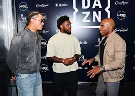 Tiki Barber SHOCKS Fans: College Football 'Sucks'?! + Giants Mentor Role - Imagen principal del artículo