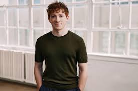 Ethan Slater Signs With Verve