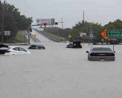 Image of flooded street in Texas