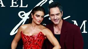 Mauricio Ochmann y Aislinn Derbez reavivan rumores de reconciliación tras vacaciones familiares