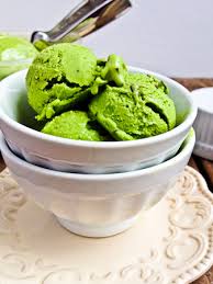 Résultat de recherche d'images pour "green yogurt"