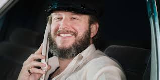 Bon Iver's Justin Vernon: Divorce Lawyer?! Watch the Wild New Video! - Imagen ilustrativa del artículo