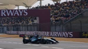 Mercedes no quita el pie del acelerador en China