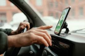 ‘Passe’ da Uber é abusivo e obriga a pagar para trabalhar, alertam especialistas