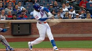 Luis Robert Jr.'s solo home run (4)