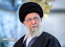 پیکر مطهر رهبر شهید به خاک سپرده شد
