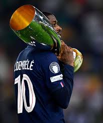 News source: Le Monde.fr