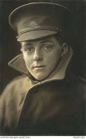 Studio portrait of 619 Private (Pte) Robert Venn Burton of Yankalilla, SA. - P06405.001