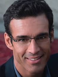 Résultat de recherche d'images pour "eyeglasses refraction face"