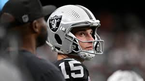 Raiders' Fernando Mendoza Explains Wearing Helmet on Sideline While Backing Up Cousins in Week 1