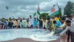 Maharashtra milk protest: Agitators block