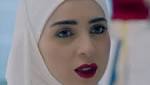 «ضد الميه والنوم».. مكياج الفنانات