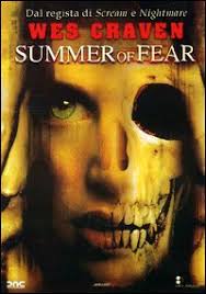 Summer of Fear Rachel vive in una fattoria insieme al fidanzato. Julia, una cugina della ragazza, va a vivere con loro dopo la morte dei suoi genitori. - Summer-of-Fear