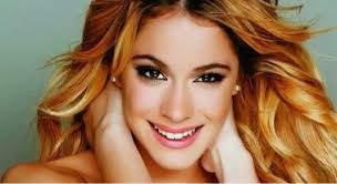 Resultado de imagem para martina stoessel