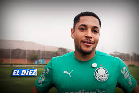 Vitor Roque celebrando con Palmeiras - El joven delantero brasile&ntilde;o que es tendencia en Per&uacute;