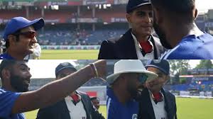 Jassi Ne Run Up...: Gambhir Trolls Gill After Toss; Bumrah, Siraj Join In To Poke Fun At Indian Captain - Watch