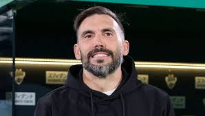 Elche seeks to end losing streak against Osasuna in La Liga clash