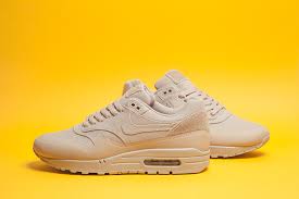 Képtalálat a következőre: „Nike Air max”