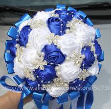 Image result for karangan bunga mawar biru