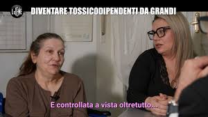 Le Iene: PELAZZA: Diventare tossicodipendenti da grandi Video