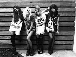 Resultado de imagem para imagem de moda rock