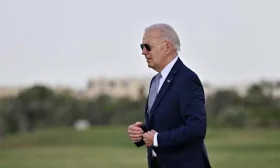 Nhà tài trợ muốn ông Biden rút lui, Tổng thống Mỹ thừa nhận tranh luận không tốt