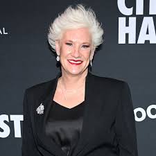 Chef Anne Burrell Dies at 55: Food Network Star's Legacy Remembered