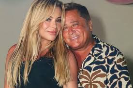 Poliana Rocha celebra os 63 anos de Leonardo com declaração de amor