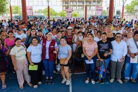 Reafirma Mara Lezama que los apoyos educativos llegan de manera directa a las familias con la beca “Rita Cetina”