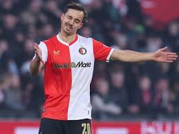 LIVE: Kan Feyenoord na 'Sterling-week' winnen van Go Ahead Eagles?