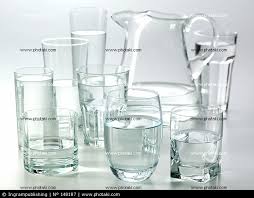 Resultado de imagem para copos de agua