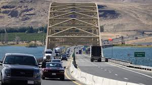 I-90 closed at Vantage due to due rapidly moving wildfire