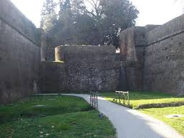 Resultado de imagen de MURALLA DE LUCCA