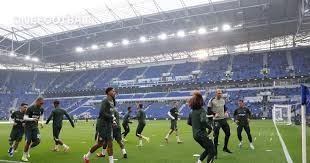 Sunderland and Newcastle crowds compared before Tyne-Wear derby