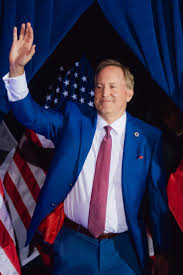 In Texas’ Most Eligible Senate Race, It’s Bachelor vs. Divorcé-to-Be