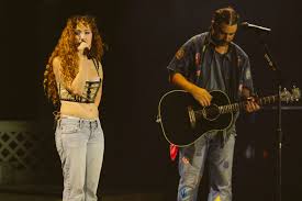 Watch Noah Kahan and Surprise Guest Chappell Roan Perform 'California' at Rose Bowl Stadium