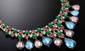 Resultado de imagen de joyas y bolsos