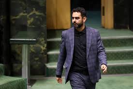 آقای ثابتی ظلم بزرگی کردی؛ اصلاح کنید شاید جبران شود!