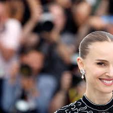 Natalie Portman da a luz a su tercer hijo en París
