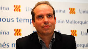 UM elige a Miquel Ferrer como nuevo conseller de Turismo de Baleares. El nuevo conseller de Turismo, Miquel Ferrer. Buils dice que &#39;su nombramiento está ... - 1260374071_1