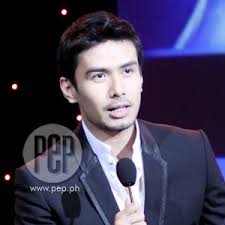 Christian Bautista says he intends to stay with his family this Christmas. &quot;Spending time with my family. Kaka-busy, I miss them so much, and I love them, ... - 51ec6f621